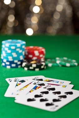 sultanbet88 mobile app interface showing live football betting and casino games